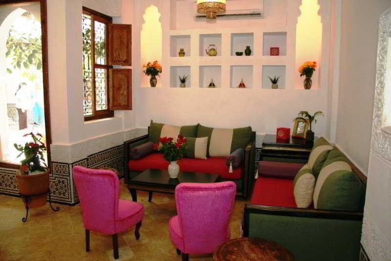 Riad Viva Marraquexe Exterior foto A Moroccan salon